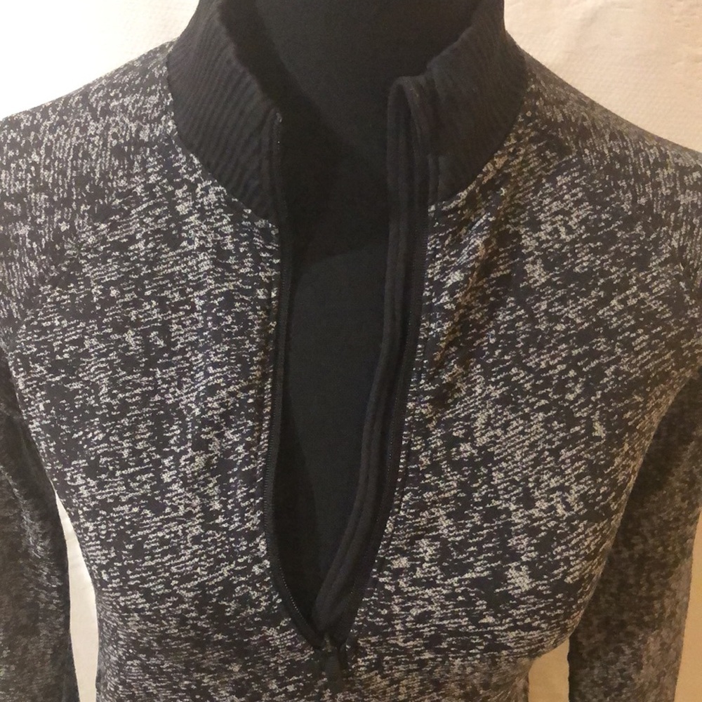 Lululemon Half Zip Pullover - image 2